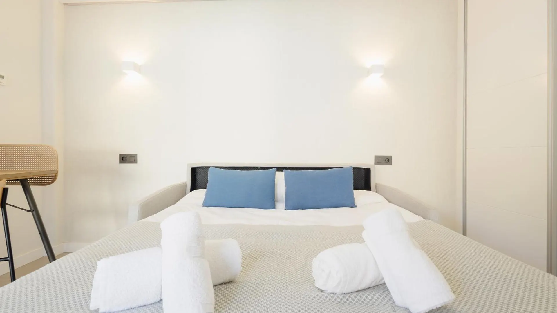 Villa With Minimalist Decor, Pool And Bbq, Two Minutes' Walk From Costabella Beach Marbella 0*,