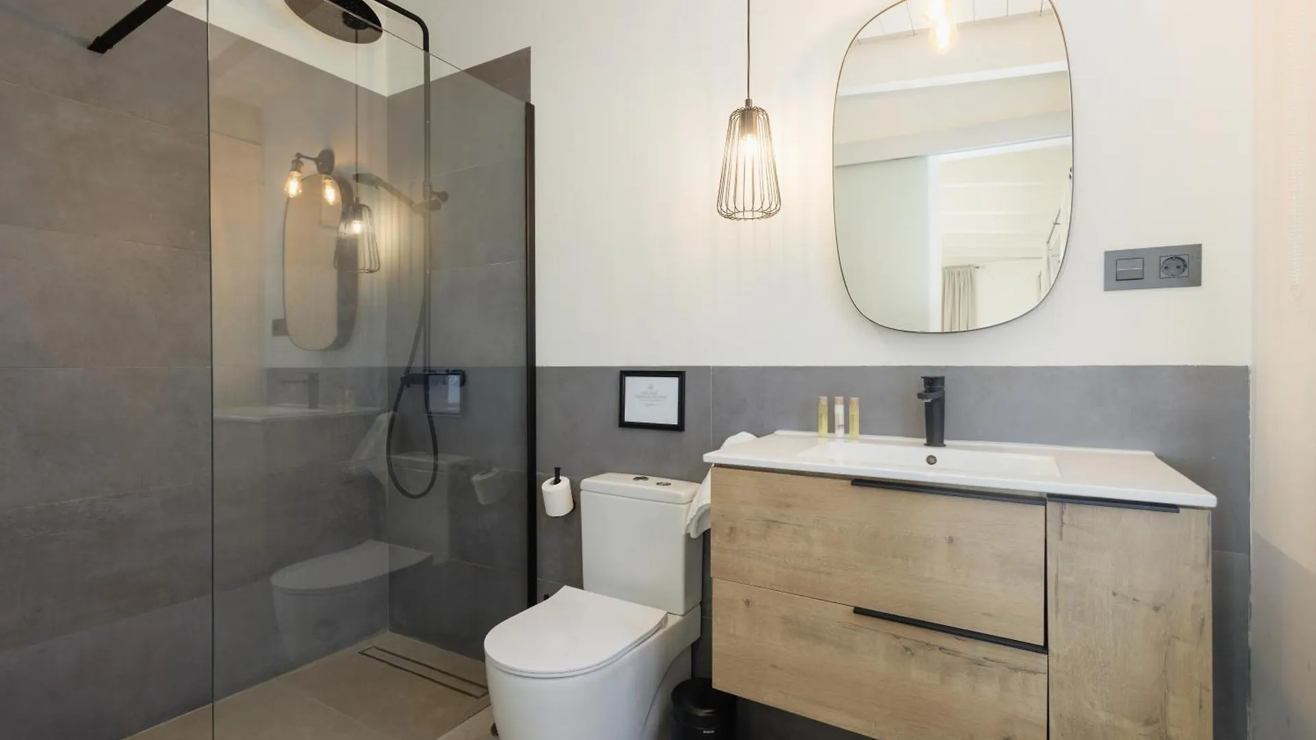 Villa With Minimalist Decor, Pool And Bbq, Two Minutes' Walk From Costabella Beach Marbella 0*,