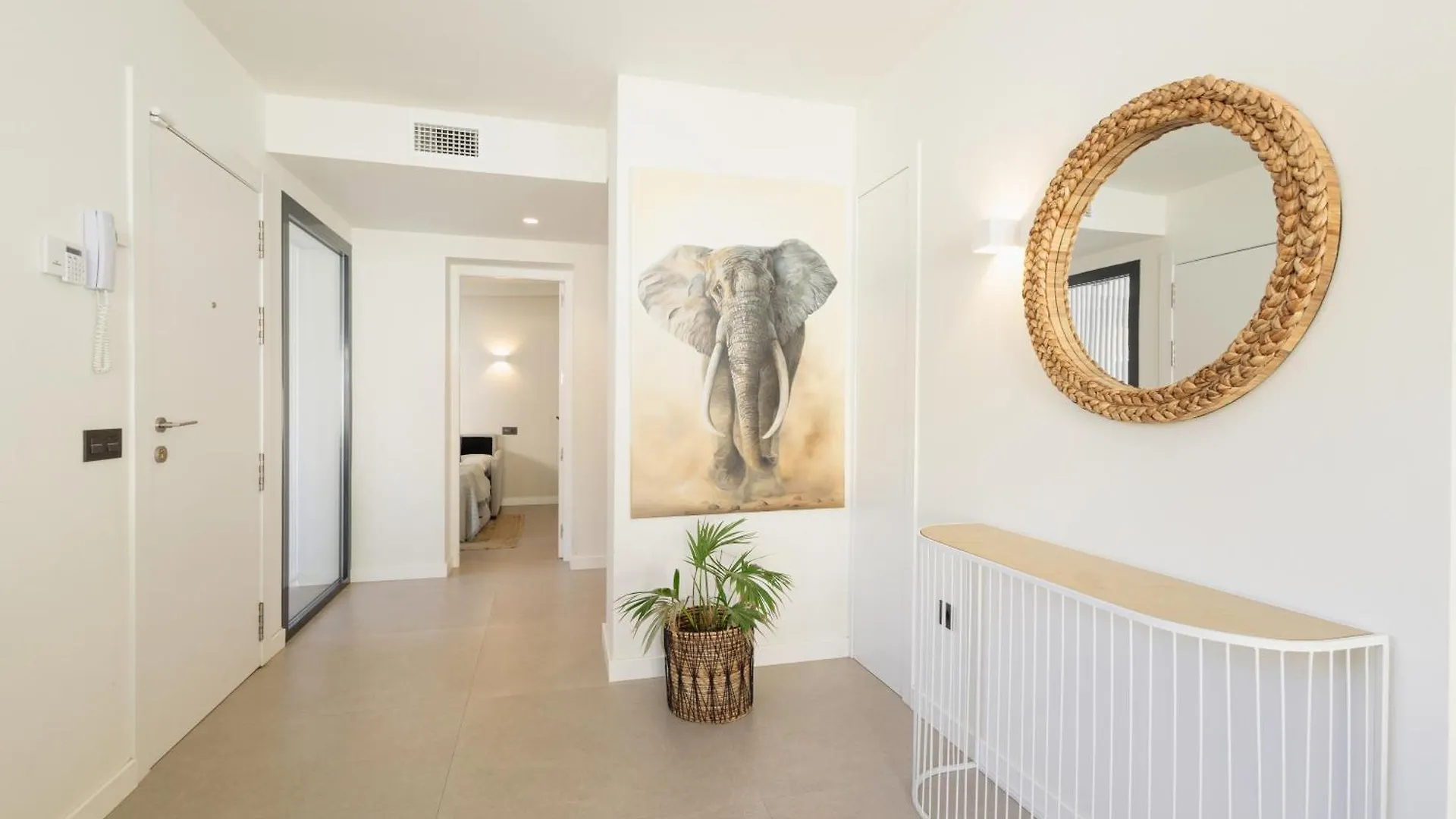 Villa With Minimalist Decor, Pool And Bbq, Two Minutes' Walk From Costabella Beach Marbella Spain